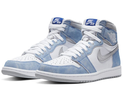 Air Jordan Retro High OG Hyper Royal + Nike Air Force 1