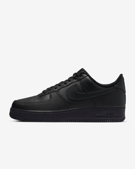 NIKE Air Force 1 "Black"